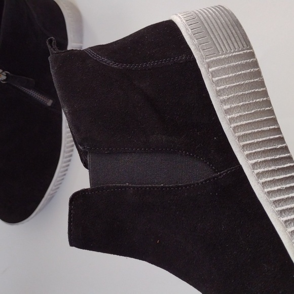 Gabor Suede Black Ankle Booties Sneakers Side Zipper Women's Size 9 Casual Fall - Picture 10 of 13